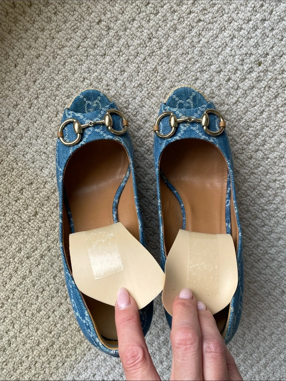 Gucci Charlotte Size 40 Blue GG Denim Horsebit Peep Toe Wedge Pumps